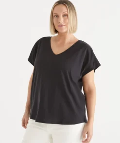 Sussan Tops|T-Shirts><noscript><img width=