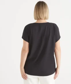 Sussan Tops|T-Shirts><noscript><img width=