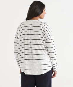 Sussan Tops|T-Shirts><noscript><img width=