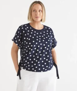 Sussan Tops|T-Shirts><noscript><img width=