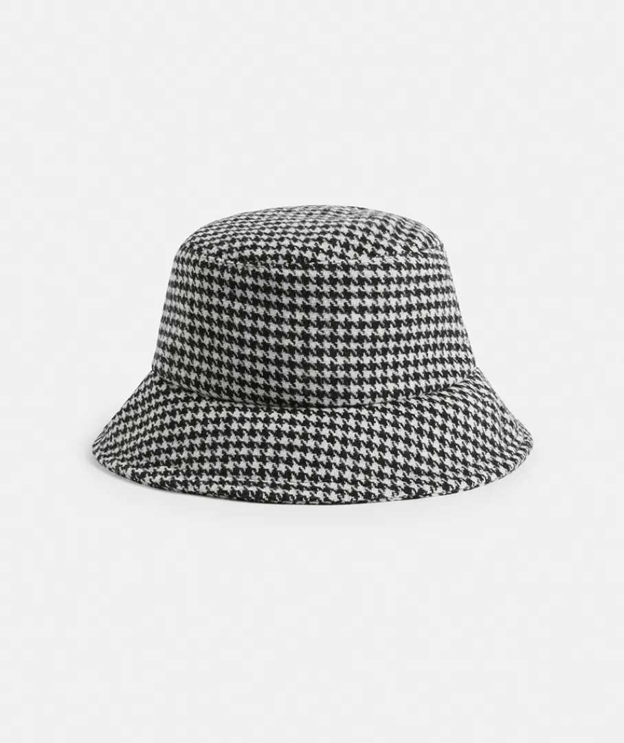 Sussan Hats>Reversible Check Print Bucket Hat