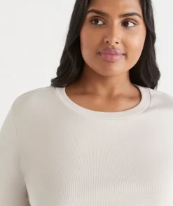 Sussan Tops|T-Shirts><noscript><img width=