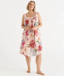 Sussan Nighties>Vintage Floral Sleeveless Nightie -