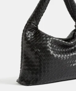Sussan Bags>Weave Trapeze Shoulder Bag